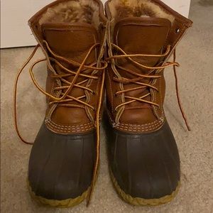 LLBEAN WOMENS 8 IN LEATHER SHEARLING LINED BOOTS